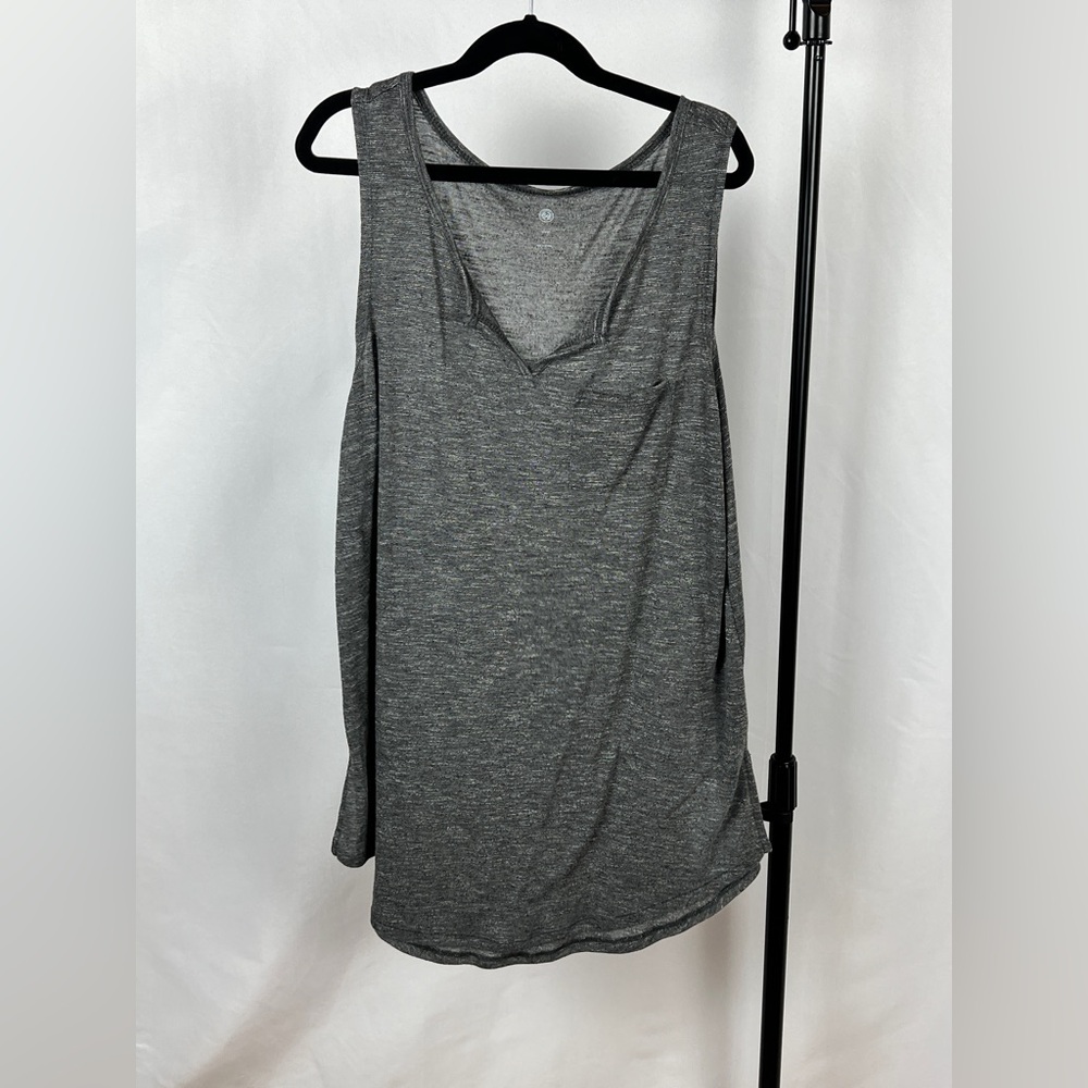 SO Heathered Gray Sleeveless V-Neck Tunic Tank